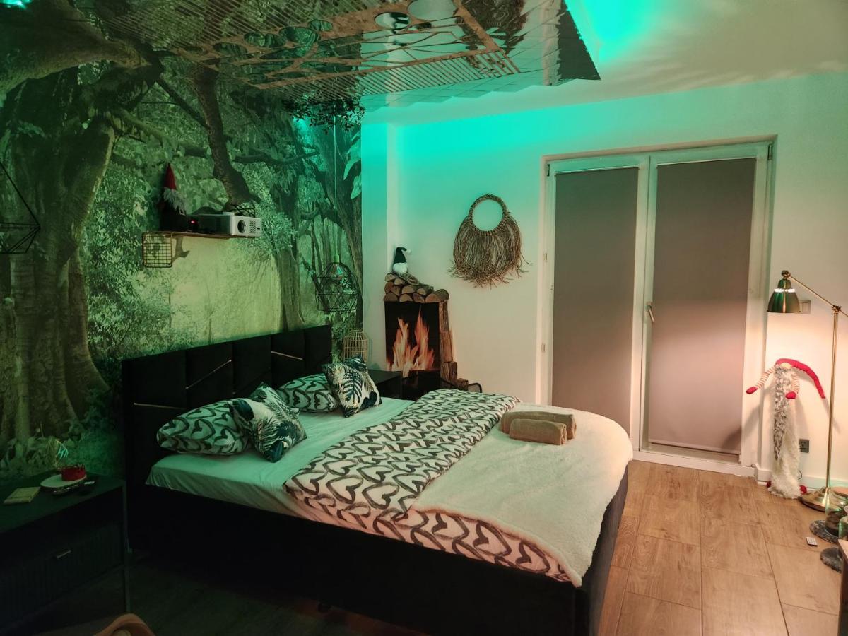 Warszawa Wola Wyjatkowe Studio Z Jacuzzi, Sauna I Fotelem Do Masazu - Exceptional Studio In Warsaw With Jacuzzi, Sauna And Massage Chair Экстерьер фото